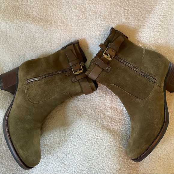Trask waterproof Madison boot in olive suede EUC - Picture 11 of 12